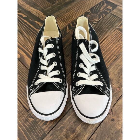 Converse Shoes - Converse All Star Low Top Black White Women’s 6 Classic Lace Up Back to School